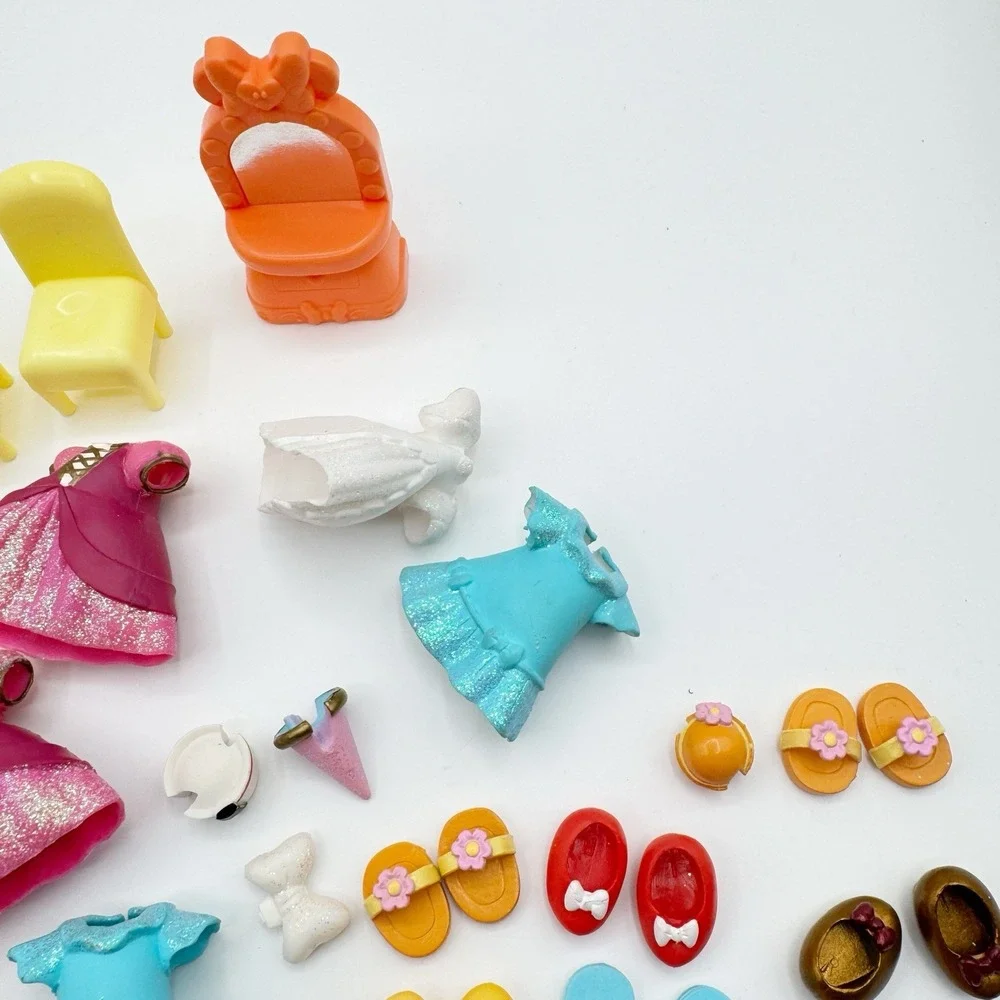 Disney Parks Minnie Mouse Polly Pocket Style Doll Figure Accessories Lot 3